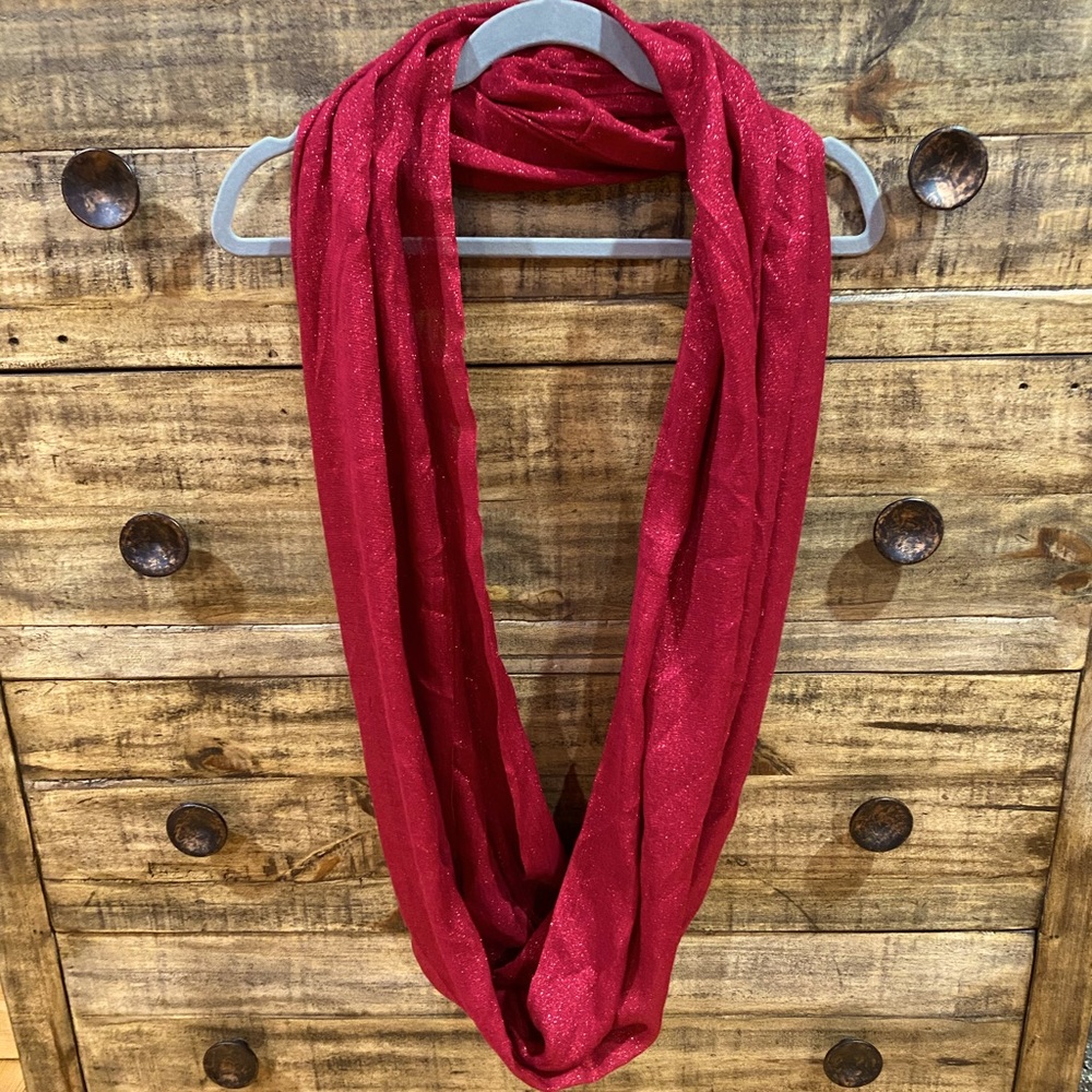 Express‎ Scarf